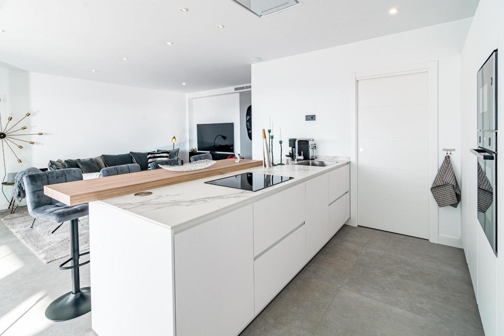 Lae131d- Apotel Hills By Roomservices